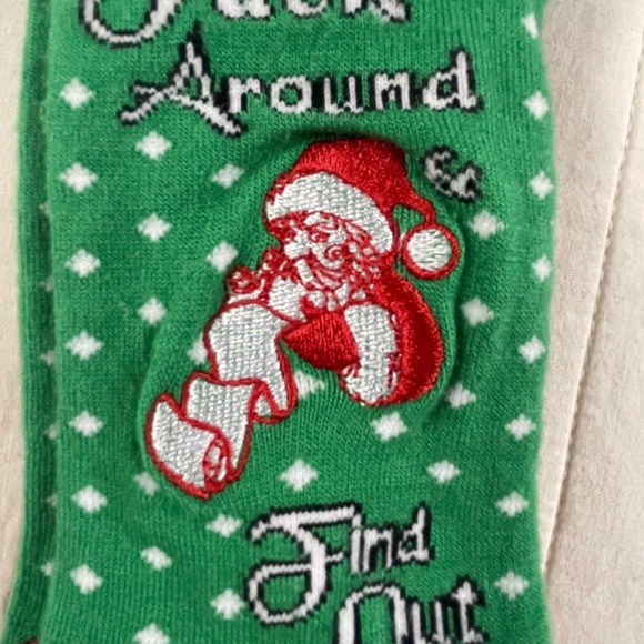 Spencer’s FAFO Green Funny Santa Socks - Picture 2 of 7